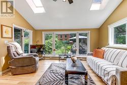 Sun room - 