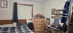 Bedroom 3 - 