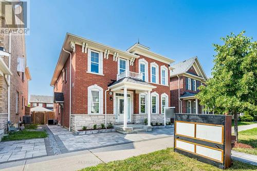 251 CORNELL PARK AVENUE  Markham, ON L6B 0W8