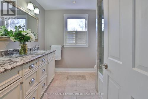 208 Mineola Road W, Mississauga, ON 