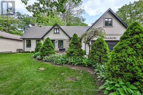 208 Mineola Road W, Mississauga, ON 