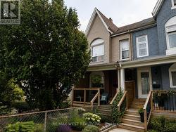 10 WILTSHIRE AVENUE Toronto, ON M6N 2V9