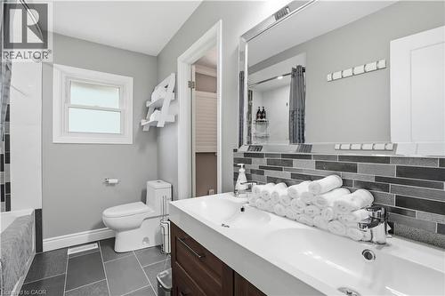 45 Sandra Crescent, Grimsby, ON 