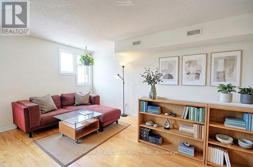 3 Hilda Street, Ottawa, ON 
