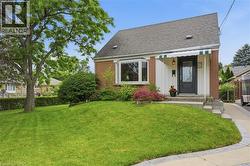 1 JANIS Court  Dundas, ON L9H 1S8