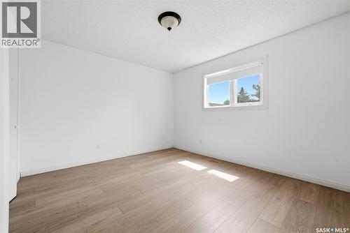 3151 Jenkins Drive E, Regina, SK 