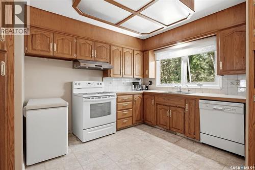 24 Davidson Crescent, Regina, SK 