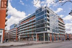 533 - 340 MCLEOD STREET  Ottawa, ON K2P 1A4
