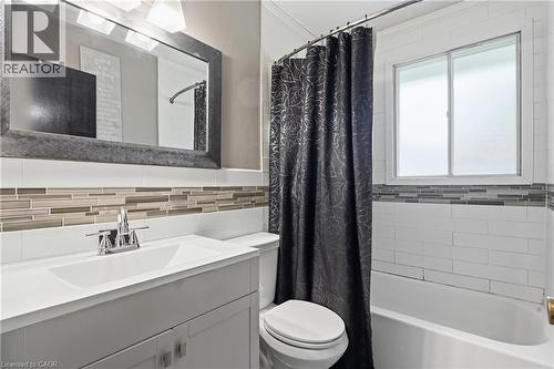 22 Mark Crescent, Cambridge, ON 