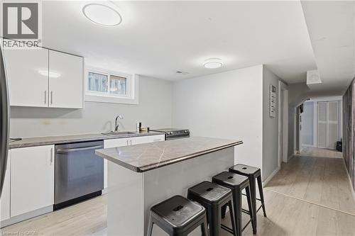 22 Mark Crescent, Cambridge, ON 