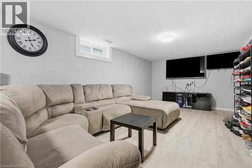 22 Mark Crescent, Cambridge, ON 