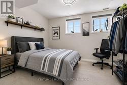Virtually Enhanced bed 5 - 