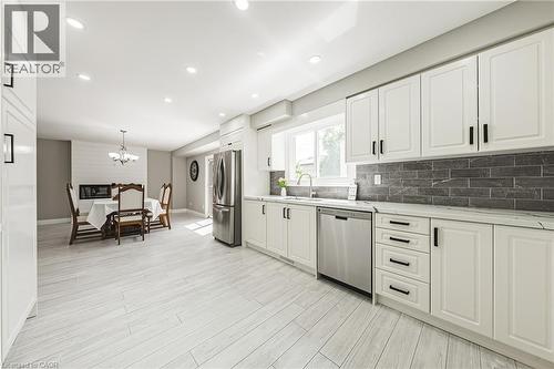 39 Parkwood Crescent, Hamilton, ON 