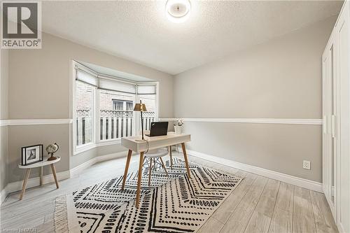 39 Parkwood Crescent, Hamilton, ON 