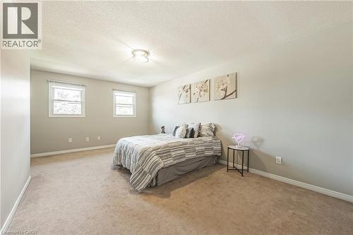 39 Parkwood Crescent, Hamilton, ON 