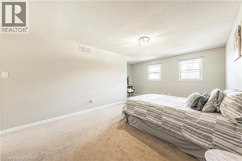 39 Parkwood Crescent, Hamilton, ON 