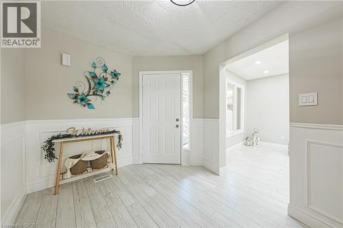 39 Parkwood Crescent, Hamilton, ON 