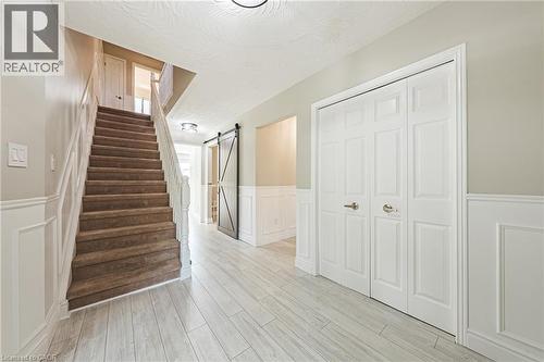 39 Parkwood Crescent, Hamilton, ON 