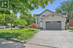 16 MANITOULIN Crescent  Kitchener, ON N2A 3J4