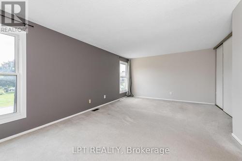 2286 Cotters Crescent, Ottawa, ON 