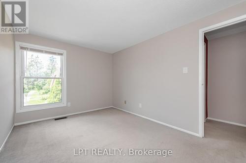2286 Cotters Crescent, Ottawa, ON 