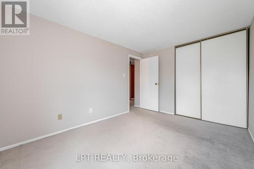 2286 Cotters Crescent, Ottawa, ON 