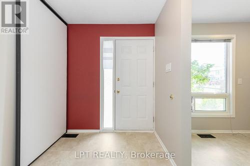2286 Cotters Crescent, Ottawa, ON 