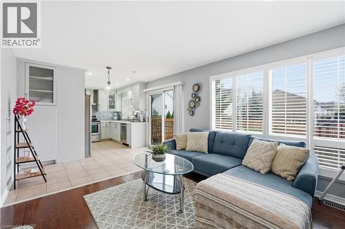 5010 Bunton Crescent, Burlington, ON 