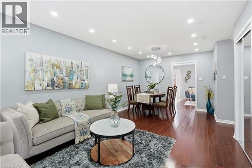 5010 Bunton Crescent, Burlington, ON 