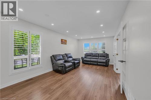 Living room - 191 Stirling Macgregor Drive, Cambridge, ON 