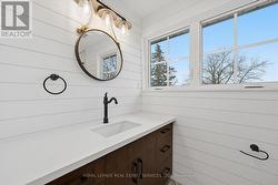 Well-Appointed Four-Piece Main Bathroom - 