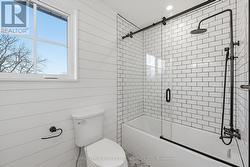 Well-Appointed Four-Piece Main Bathroom - 