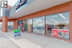 30 GLAMIS Road Unit# 7  Cambridge, ON N1R 7H5