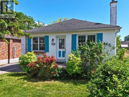 32 DUNLOP STREET  Kingston (Central City East), ON K7L 1L2