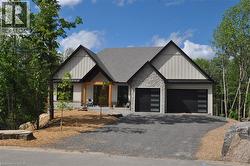 11 GLEN EAGLE Court  Huntsville, ON P1H 1B1
