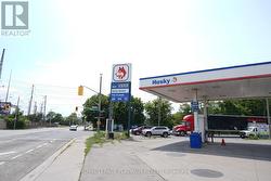 963 BURLINGTON STREET E  Hamilton, ON L8L 4K6