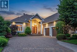 6361 RADISSON WAY  Ottawa, ON K1C 2Z9