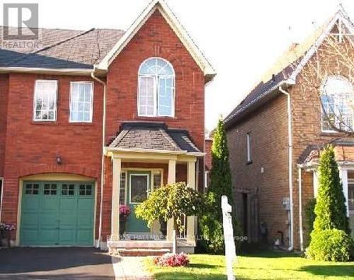 12 STOKELY CRESCENT  Whitby, ON L1N 9S8