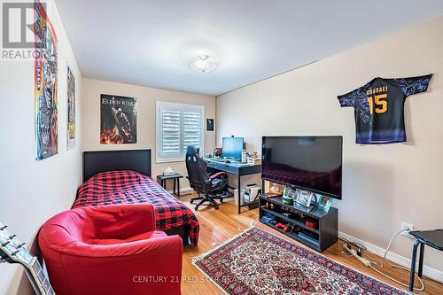 266 Simonston Boulevard, Markham, ON 