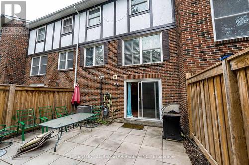 266 Simonston Boulevard, Markham, ON 