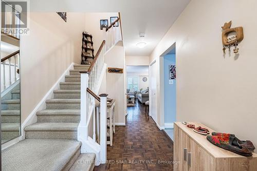 266 Simonston Boulevard, Markham, ON 