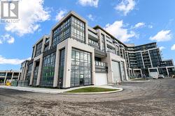 705 - 405 DUNDAS STREET W Oakville, ON L6M 4M2