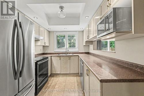 86 Winnegreen Court, Ottawa, ON 