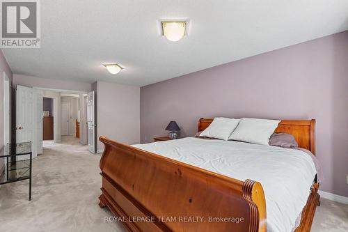 86 Winnegreen Court, Ottawa, ON 