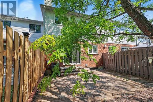 86 Winnegreen Court, Ottawa, ON 