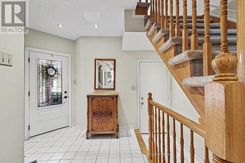 86 Winnegreen Court, Ottawa, ON 