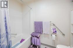 5-piece ensuite - 