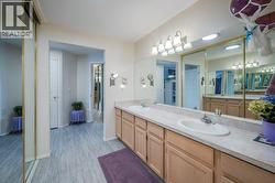 5-piece ensuite - 