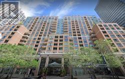 607 - 887 BAY STREET  Toronto, ON M5S 1Z7
