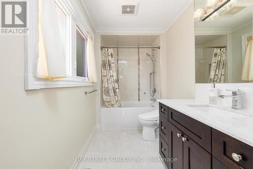 Master Bedroom Ensuite Bathroom - 3134 Orleans Road, Mississauga, ON 